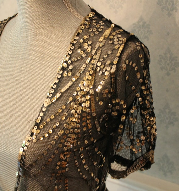 Vintage 1930s Black Net Lace & Gold Sequin Short … - image 4