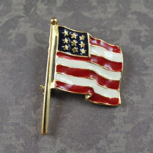 Lot of 3 Gold Tone Enamel American Flag and Nautical Themed Brooches image 2