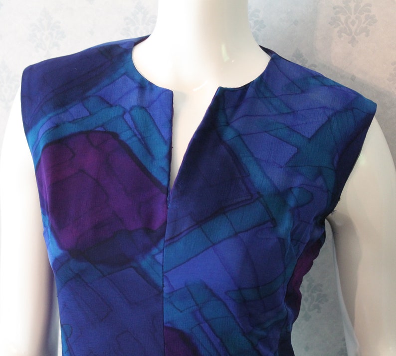 Vintage 1960s to 70s Purple, Fuchsia, Blue and Teal Abstract Printed Long Sleeveless Dress image 2