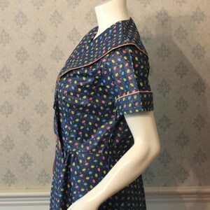 Vintage Mid Century 1950s Novelty Print Blue, Yellow and Pink County Fair Originals House Dress image 3
