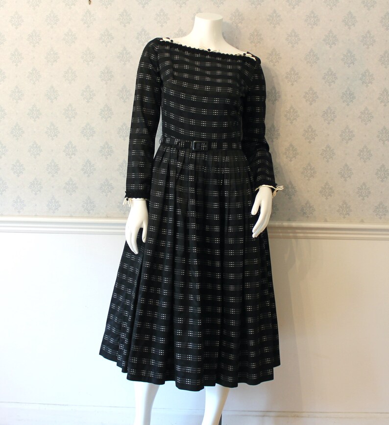 Vintage 1950s Black and White Checkered Long Sleeve Swing Skirt Dress with Red Tulle Petticoat image 2