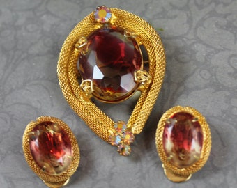 Vintage Juliana Gold Mesh Yellow and Pink Open Backed Givre Matching Brooch and Clip On Earrings Set