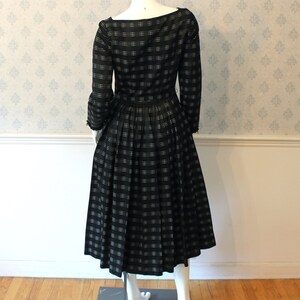 Vintage 1950s Black and White Checkered Long Sleeve Swing Skirt Dress with Red Tulle Petticoat image 4