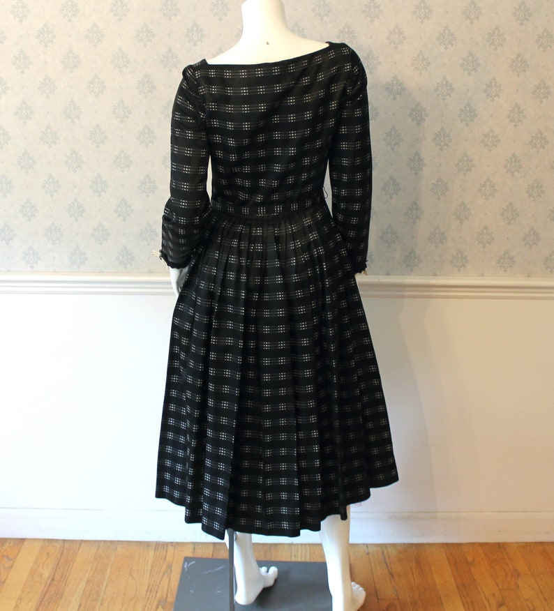 Vintage 1950s Black and White Checkered Long Sleeve Swing Skirt Dress with Red Tulle Petticoat image 4
