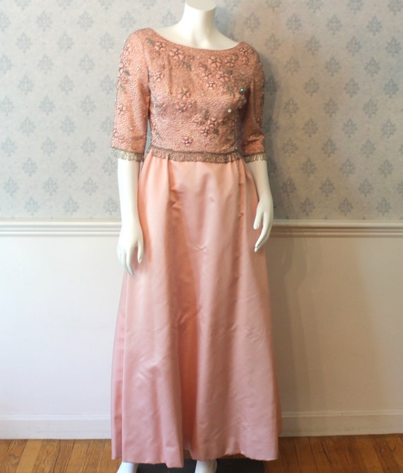 Vintage 1960s Pink Satin and Silver Beaded Victor… - image 3
