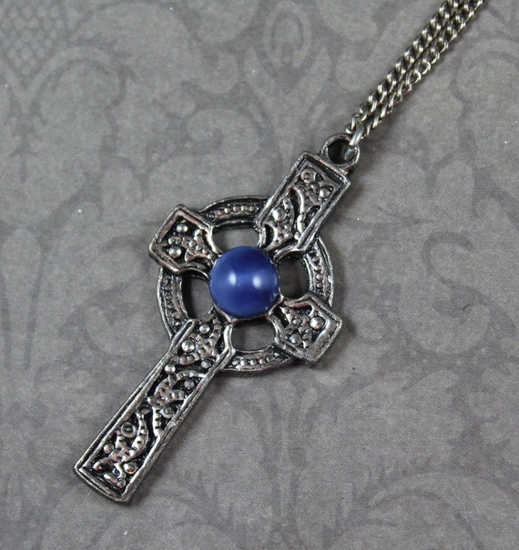 Vintage Celtic Cross Silver Tone Blue Glass Penda… - image 1