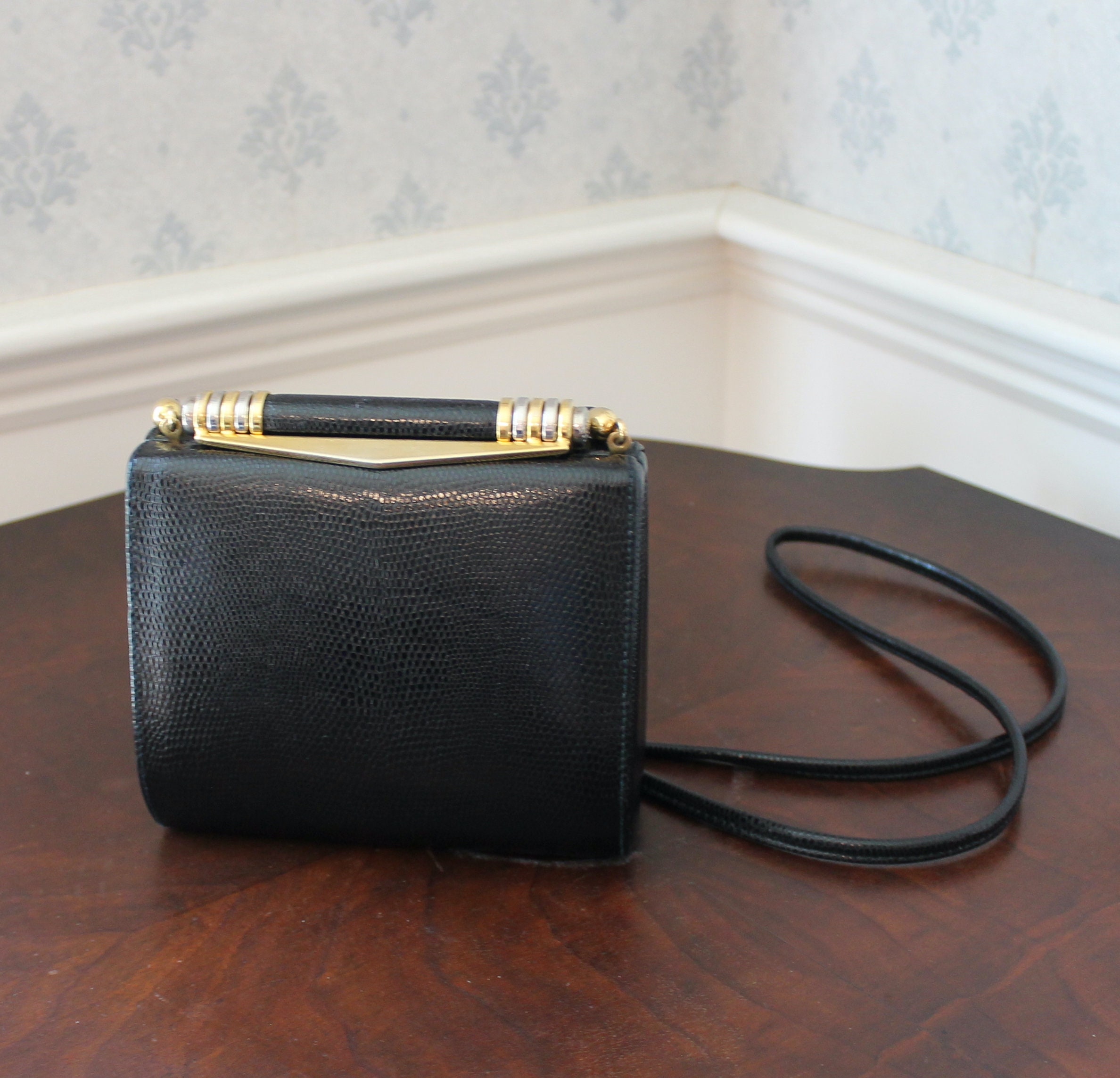 Vintage Black and Gold Mini-Box Purse – Dovetail