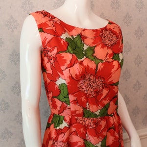 Vintage 1950s to 1960s Red, Pink & Green Bright Floral Print Silk Matching Pencil Dress and Short image 3