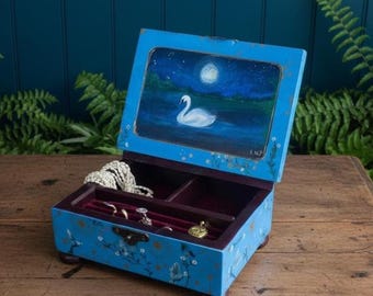The Lake's Spell– Big Handcrafted Wooden Heirloom Jewelery Box | Magical Gift for Her | Unique Keepsake Box | Luxury handmade in Italy