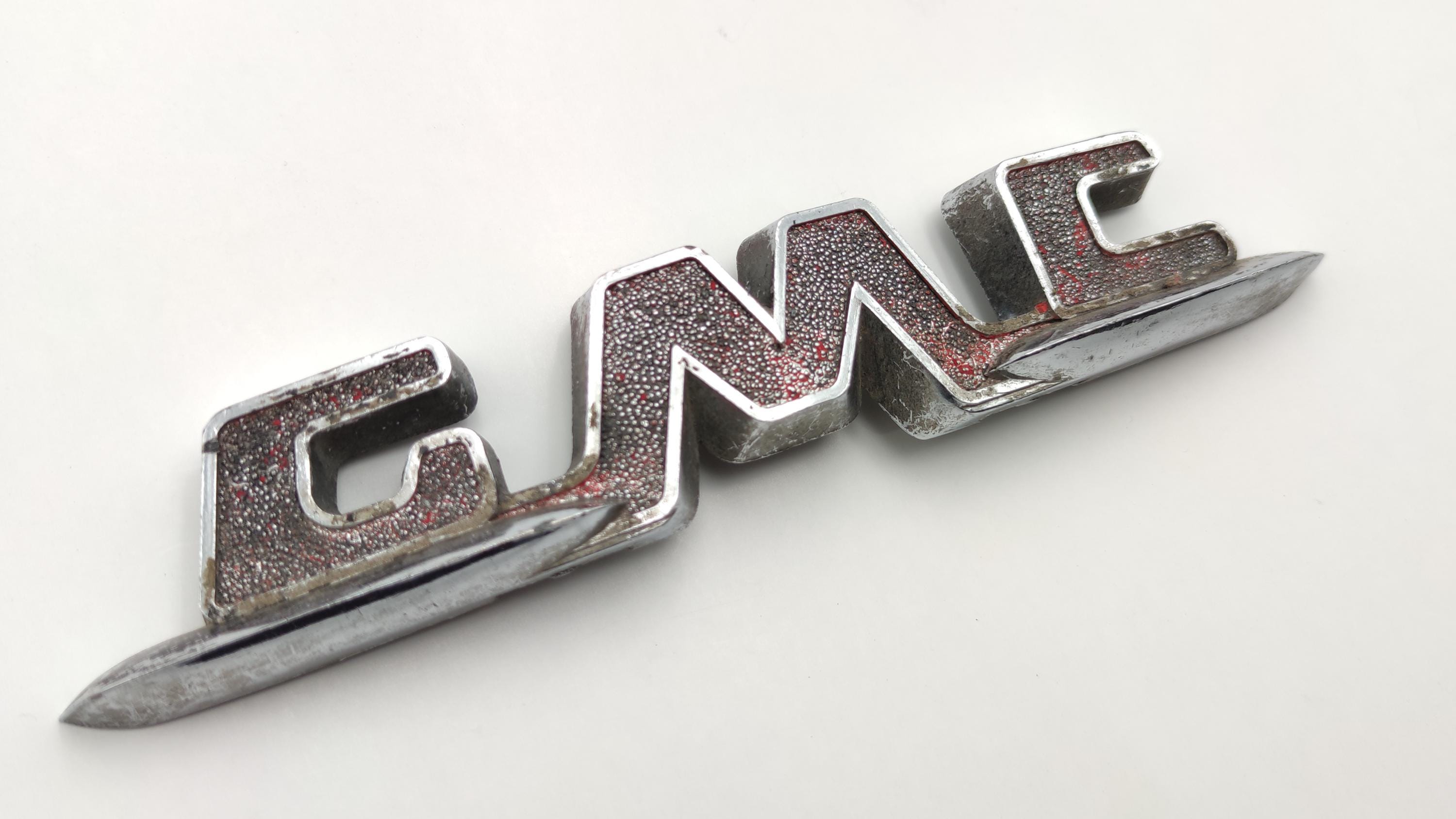 Gmc emblems vintage - Etsy 日本