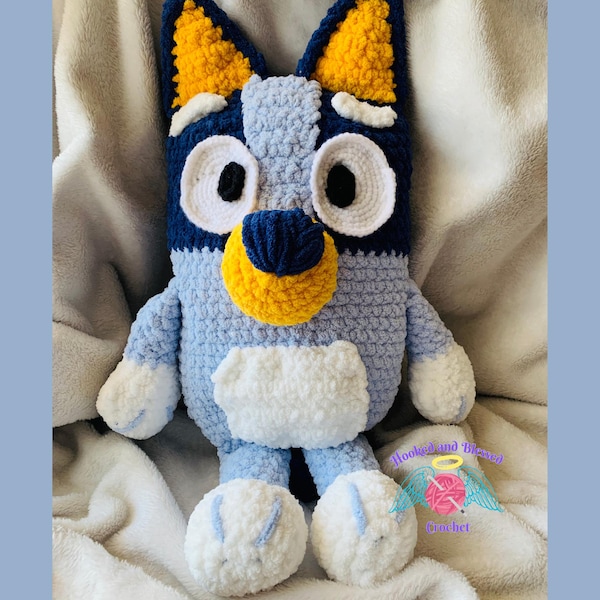 Peluche de ganchillo Bluey hecho a mano: juguete de hilo suave (45 cm)