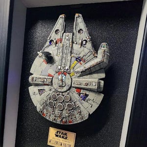 Bandai Star Wars Millennium Falcon 1/144 diorama