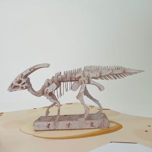 Tarjeta WOWPOP Dino Bounce, tarjeta 3D desplegable para cumpleaños, aniversarios, felicitaciones, para todos los días, amor, amor animal, dinosaurios, amistad, 12,7 x 18,8 cm