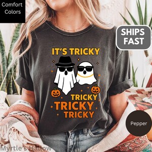 It&#39;s Tricky Halloween Ghost Shirt: Retro Comfort Colors Cotton Tee