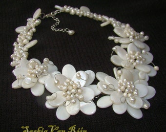 Pearl and mother of pearl BRIDAL NECKLACE hadnd wired one of a kind / free shipping from New York / A50