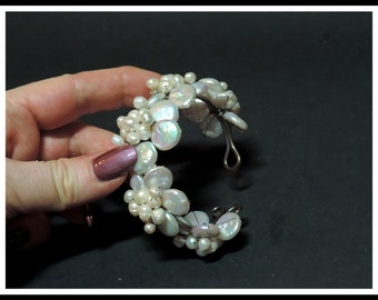 White FRESH WATER PEARLS bracelet, adjustable, silver plate. Wedding, bridal show, vacation. Natural pearls. Free shipping from NewYork