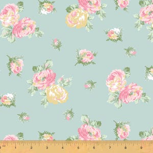 Roslyn, Spaced Roses in Mint, Whistler Studios