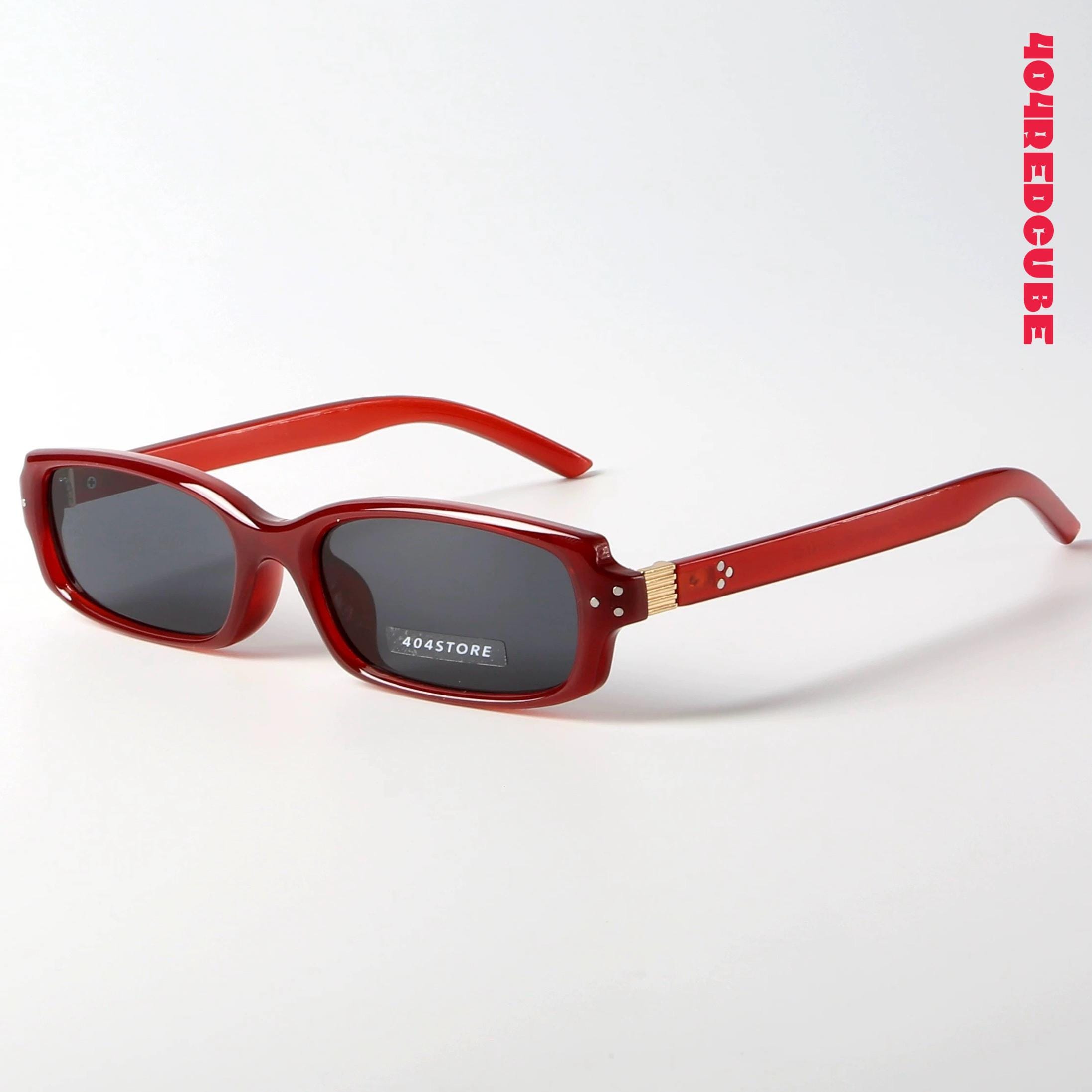 Vintage Y2K Red Rectangle Office Siren Bayonetta Sunglasses  display picture 3