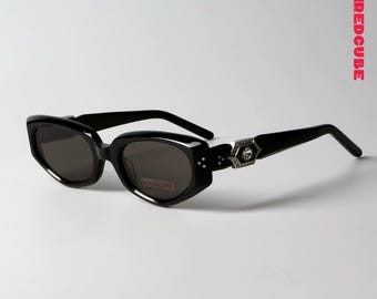 Vivienne Westwood Vintage Shield Sunglasses, Y2K Red Lips, NOS - Etsy