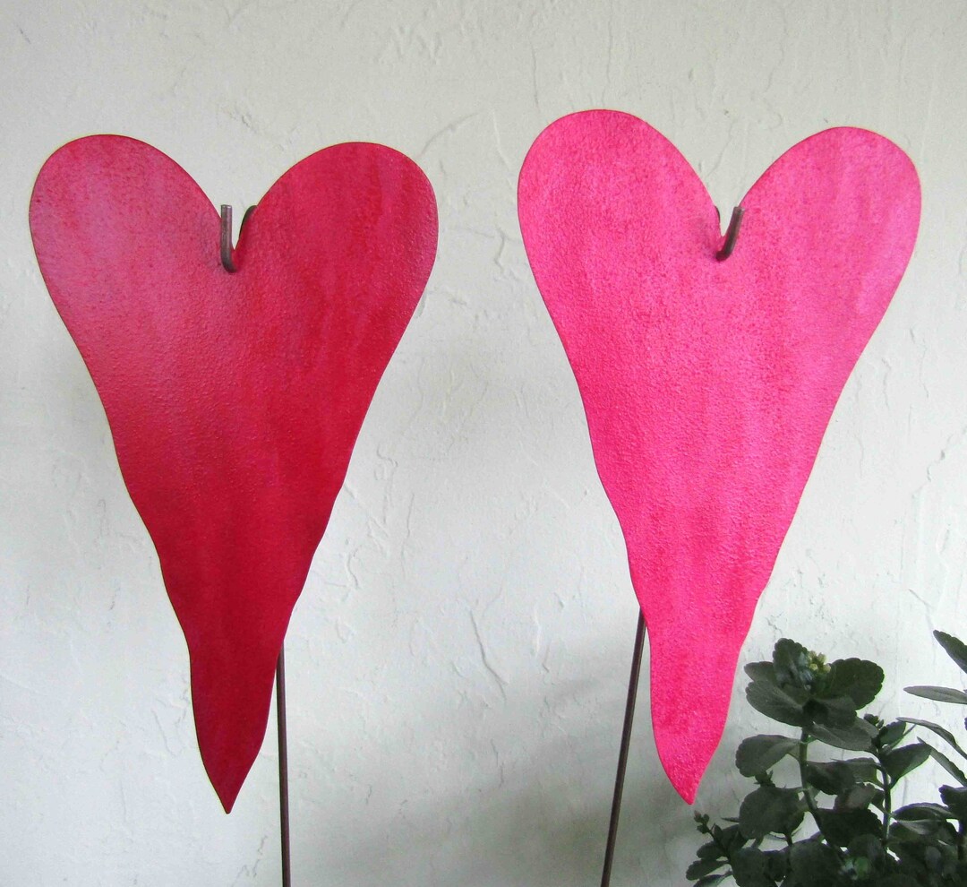 Valentines Metal Heart Garden Art Stakes Pink Red Hearts Yard Decor