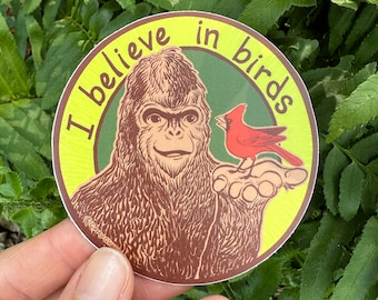 I Believe in Birds - Bigfoot & Bird 3" Circle Sticker