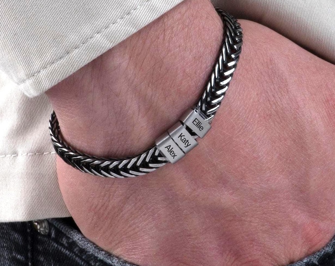 Personalized Dad Bracelet: Engraved Stainless Steel Bracelet with Kids Names