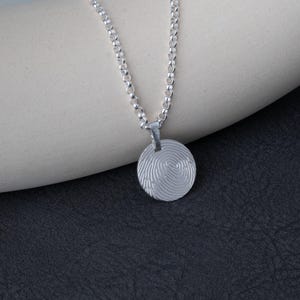 Personalized Fingerprint Disc Necklace for Men • Custom Engraved Rolo Chain Pendant • Jewelry Gift for Him • Fingerprint Necklace for Dad