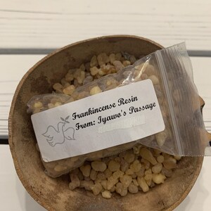 Premium Frankincense Resin – Natural Aromatic for Meditation, Cleansing & Spiritual Rituals