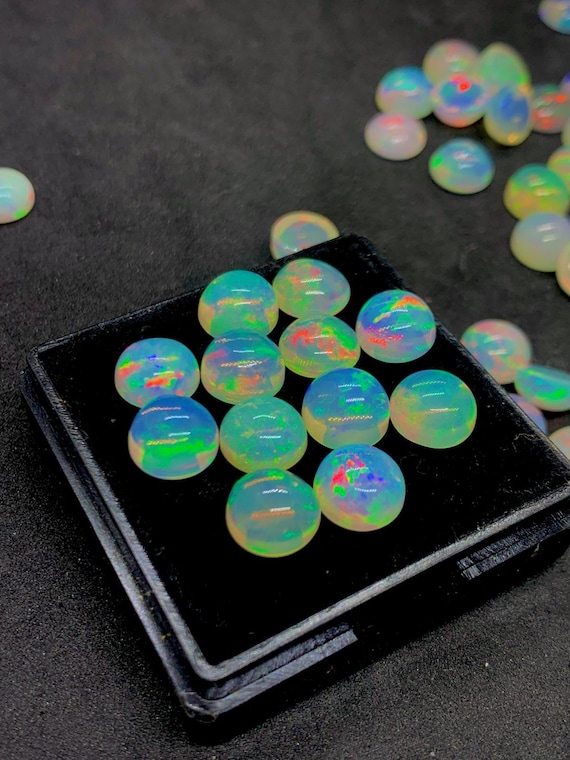 Etiopiano Opale Welo Forma Rotonda Semplice Gemma Cabochon Multi-fuoco Anello Gioiello Di Qualit&agrave; Meravigliosa Naturale