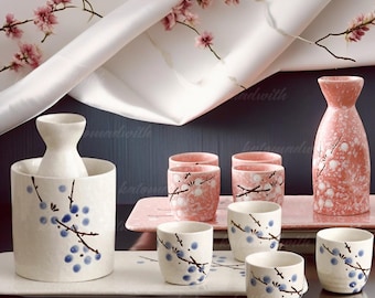 【在庫処分】 Japanese Antique 1800s Sake Cups Set of 3 Old IMARI Mt Fuji 工芸品