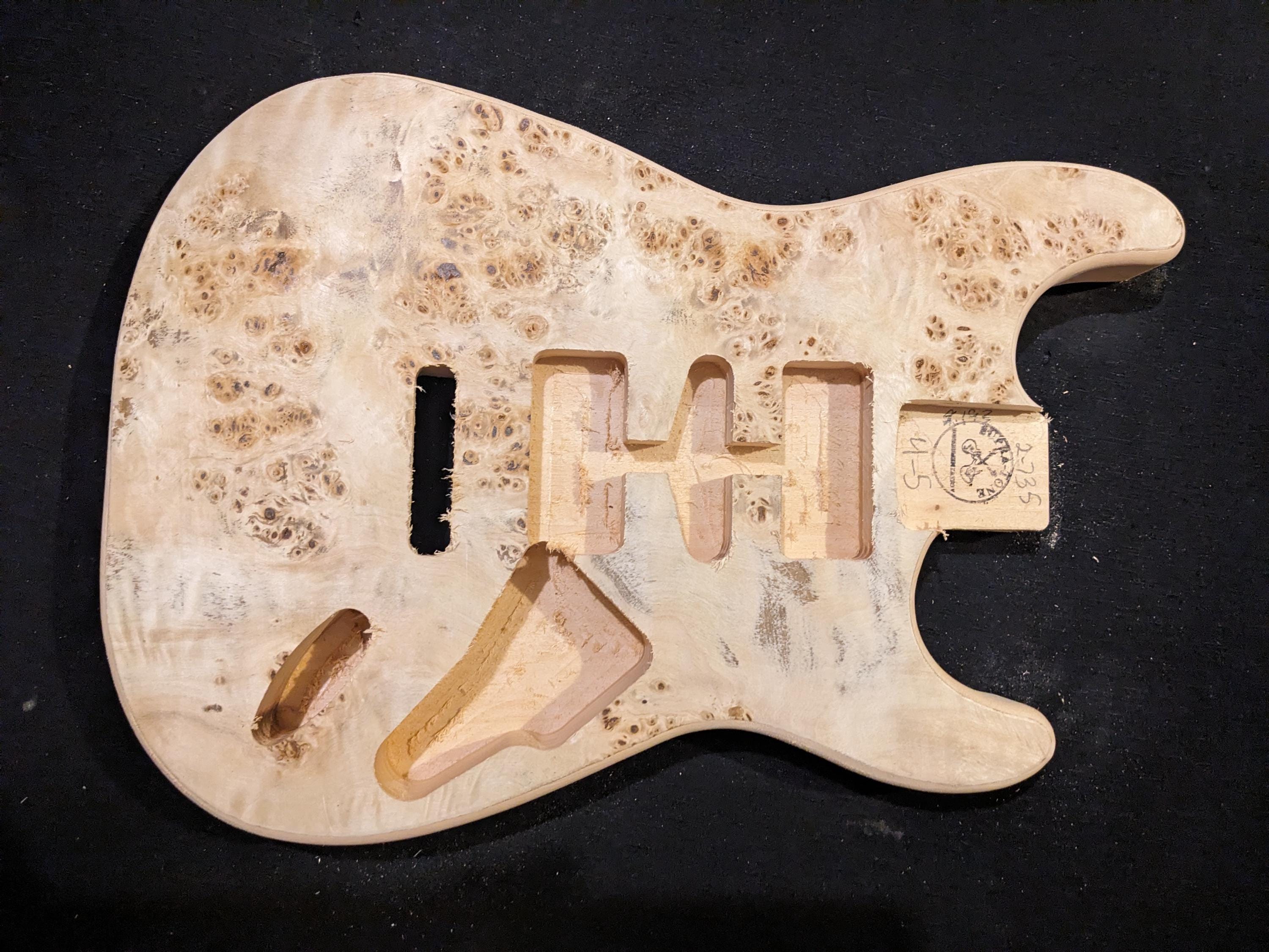 ギター Stratocaster body Amazon.com: Electric Guitar Body for Fender Strat