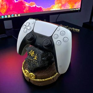 Monkey King Game Controller Stand: Universal Gamepad Holder