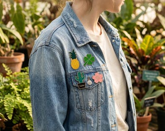 Juego de pines esmaltados de plantas - 8 pines botánicos de la naturaleza para solapa - Piña, cactus, hongo, trébol, hoja de arce