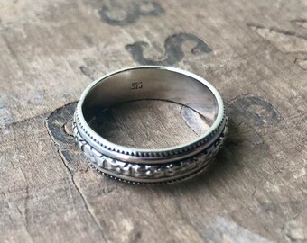 Wedding Band Sterling silver band || Rustic Sterling Silver Ring