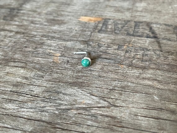 Handmade Chinese Green Turquoise 4mm Nose stud nose ring solid sterling silver