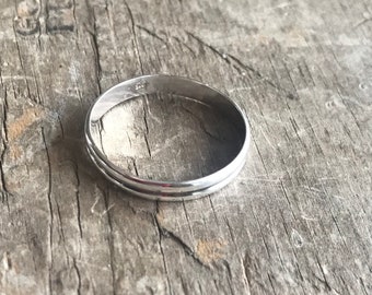 Mens Ring Wedding band || Rustic Solid Sterling Silver Ring Band