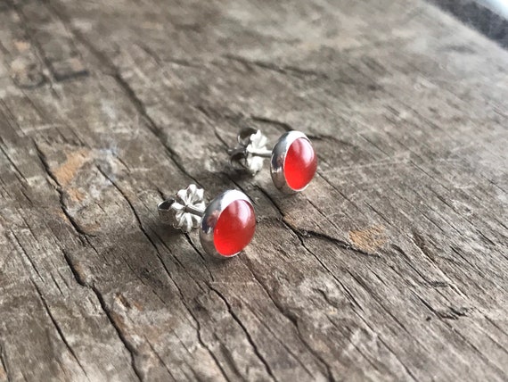 Carnelian Stud Earrings Sterling Silver Red Orange Gemstone Stud Earrings || Sterling red orange Carnelian Studs || 7mm