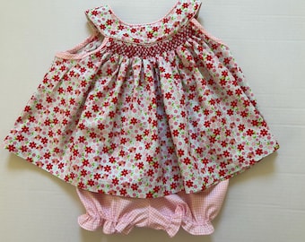 Contemporary smocked floral sundress with bloomers in size 6 months