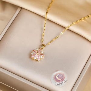 Elegant Gold Chain Necklace with Pink Flower Pendant Perfect for Every Occasion
