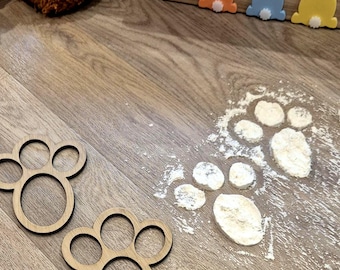Easter bunny feet | Easter bunny stencil | Easter magic | Wooden Easter feet | Easter keepsake |