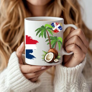 Dominican Republic Mug | Taza Dominicana con Cultura y Sabor Caribeño | Regalo Latino, Pilón, Coco, Plátano, Tropical Flag Mug