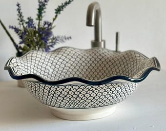 Custom Made Elegant Black Round Ceramic Vessel Sink –Wavy Bathroom Basin