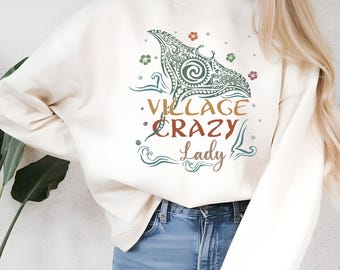 Diseño de camiseta de Village Crazy Lady, Princesa Moana PNG, Camiseta de Disneyworld PNG, Camiseta de viaje familiar a Disneyland PNG (Descarga digital)