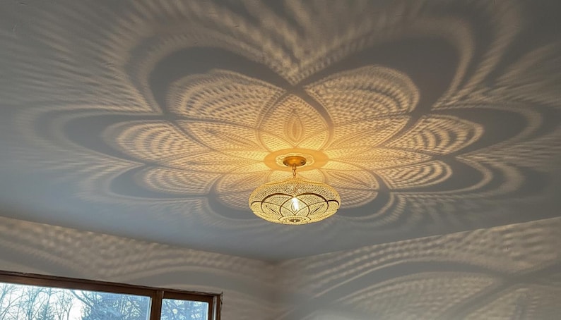 Lampadario marocchino in ottone, illuminazione per la casa fatta a mano