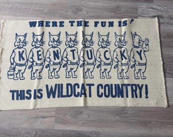 Vintage 70s Kentucky Wildcats UK Throw Rug