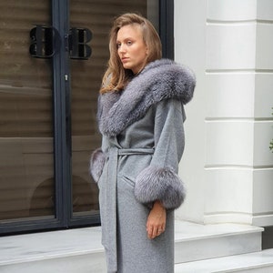 Gray Alpaca Coat with Silver Fox Fur Trim - Women&#39;s Winter Jacket