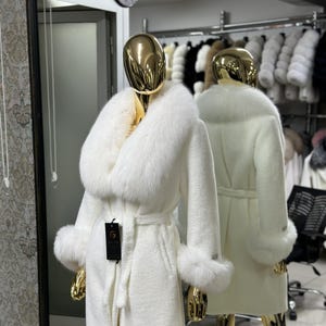 White Alcantara Fox Fur Overcoat: Luxurious Genuine Fur Jacket