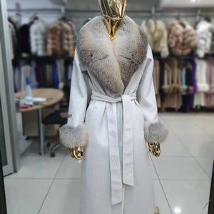 Luxury Cashmere Overcoat with Fox Fur Trim
