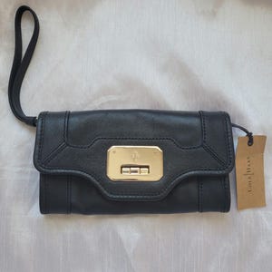 Bolso de noche tipo clutch Cole Haan Vintage Valise II Isabelle en color negro con herrajes en tono plateado y piel auténtica, nuevo con etiquetas