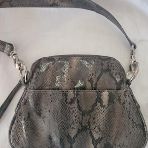 Laco Leathers NJ USA Schlangenhaut Python Geprägtes Leder Abnehmbare Umhängetasche Brieftasche Silberton Hardware Hochglanz Finish Reisetasche